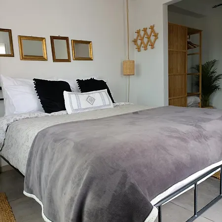 Ammoudara's Rooftop Apartment *